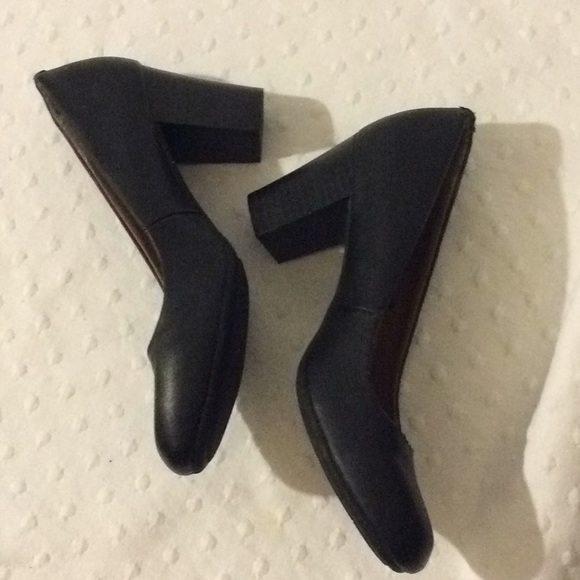 NNB Jacqueline Smith black memo tech shoes # 9M - Picture 6 of 8